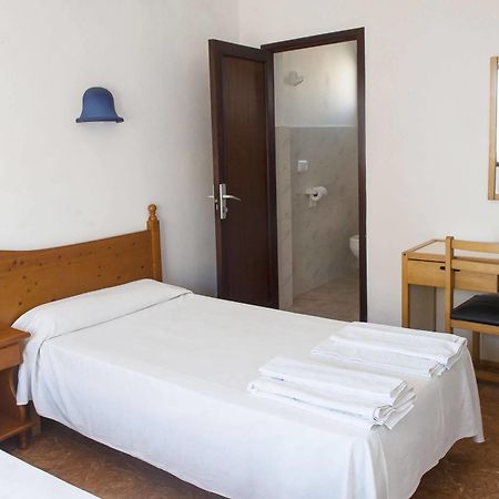 Surfing Concept Hostel Cala Ratjada  Buitenkant foto